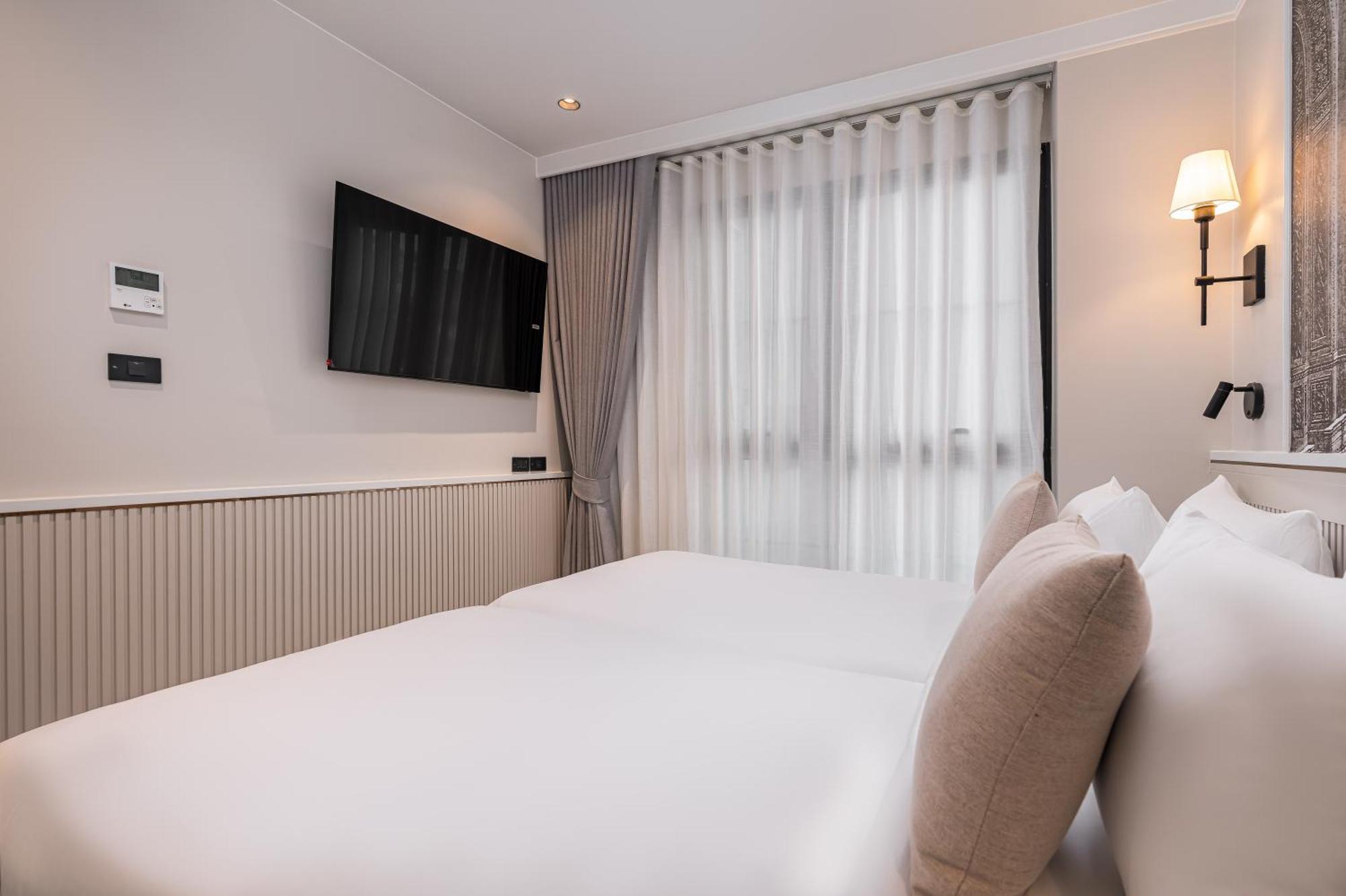 Hotell Chateau Du Village 4*