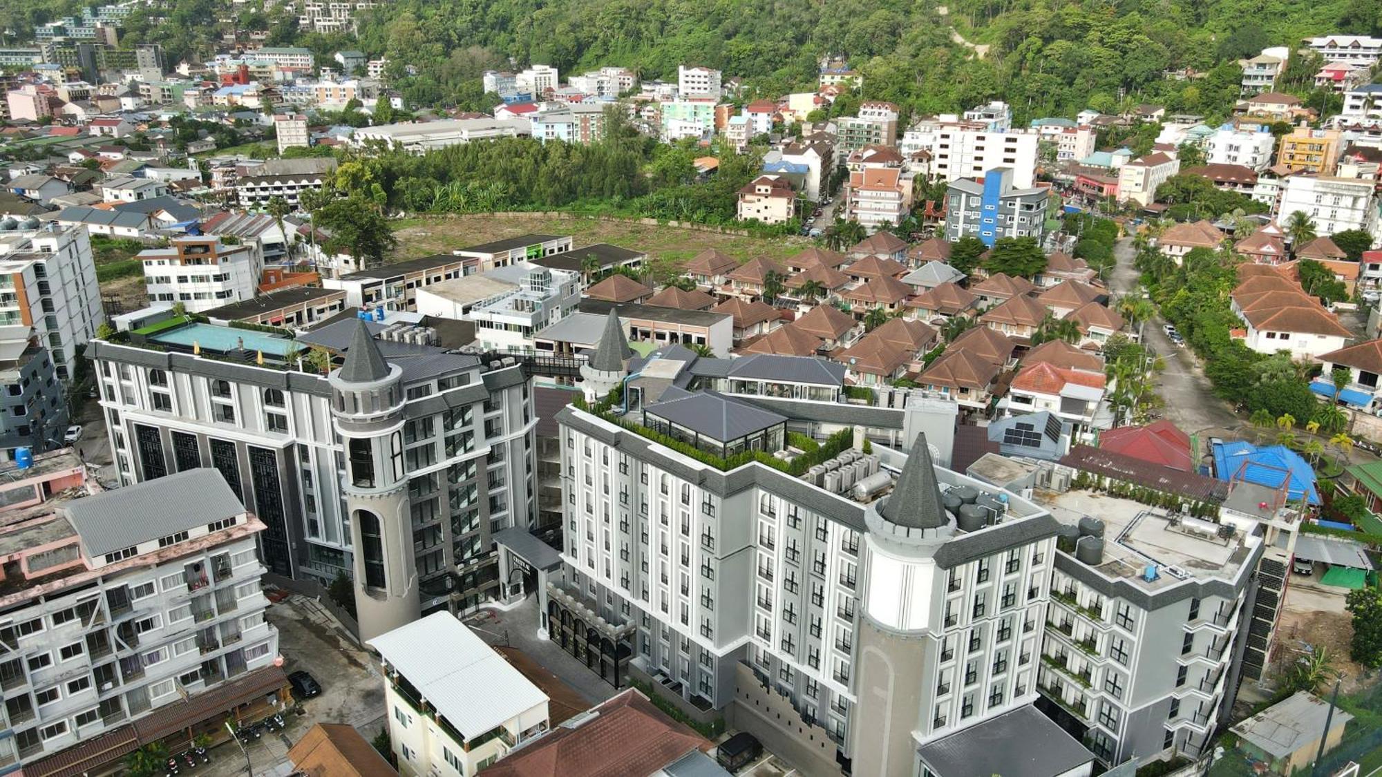 Hotel Chateau Du Village Patong