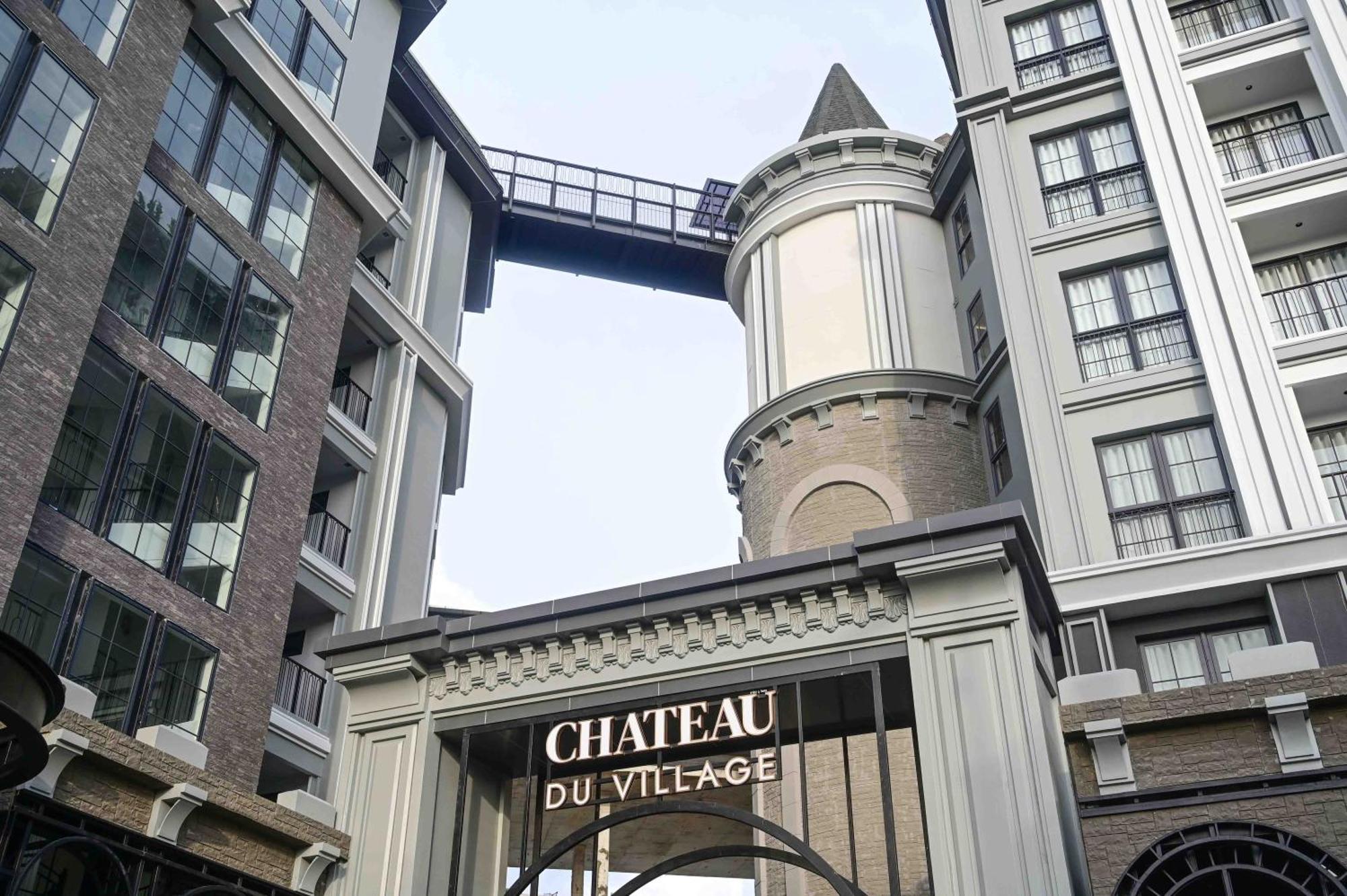Chateau Du Village Hotel